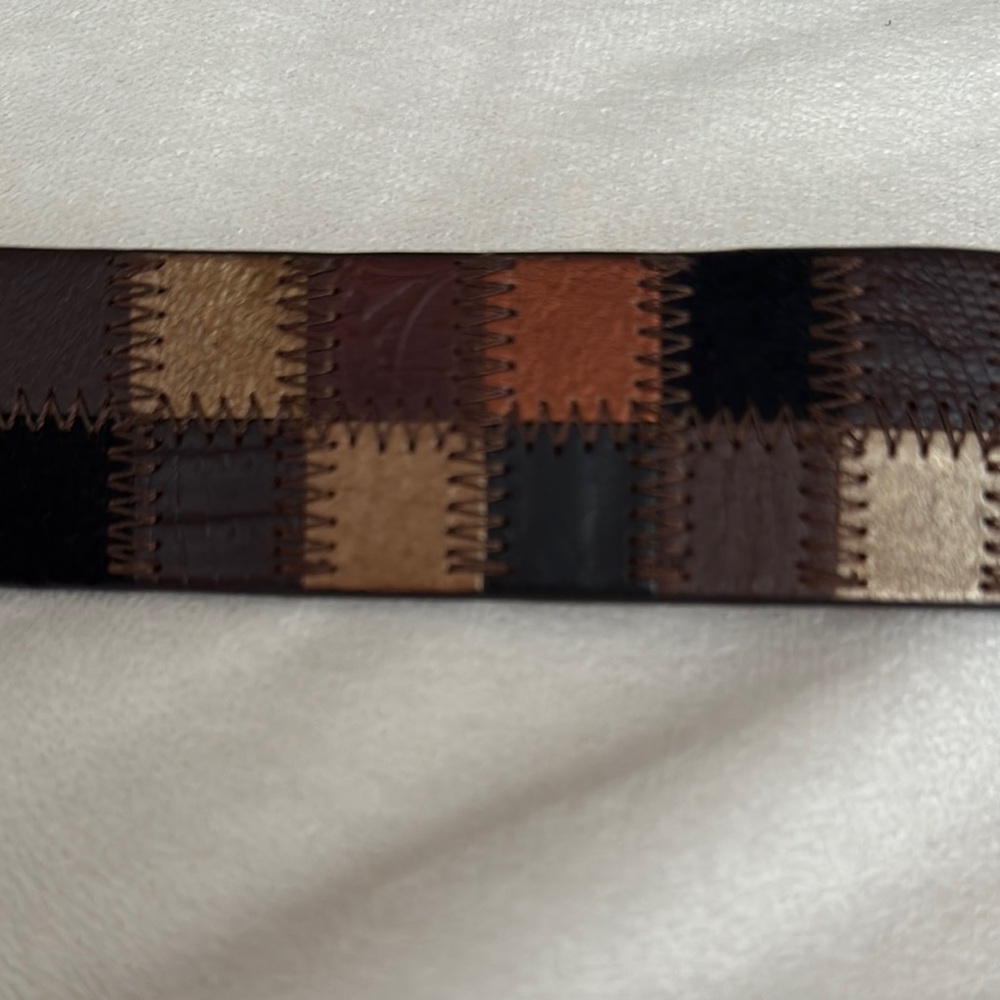 Vintage Fossil patch work genuine Leather Belt with Silver Buckle - Picture 8 of 13